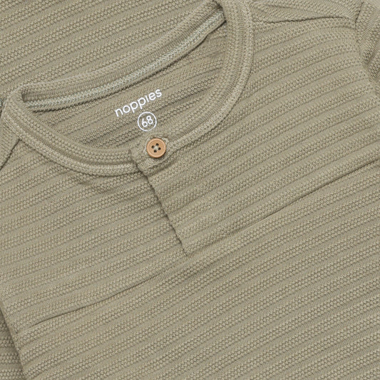 Baby shirt met structuur – Vetiver