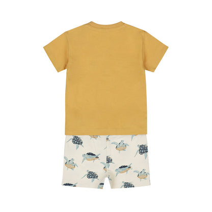 Kledingset met T-shirt en shorts