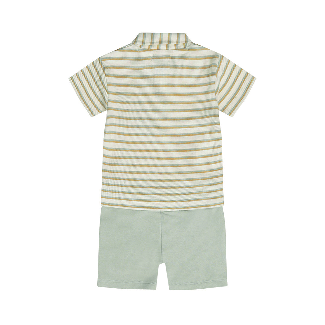 Kledingset met polo shirt en jogging shorts